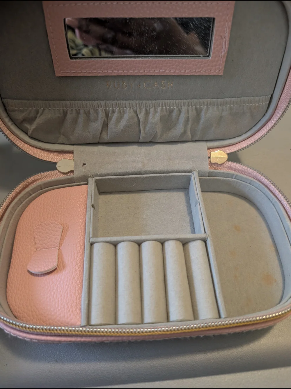 Ruby + Cash Pink Faux Leather Travel Jewelry Case Organizer Box Zipper Tassel